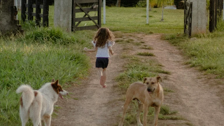 Os Benefícios da Criação de Animais para Crianças